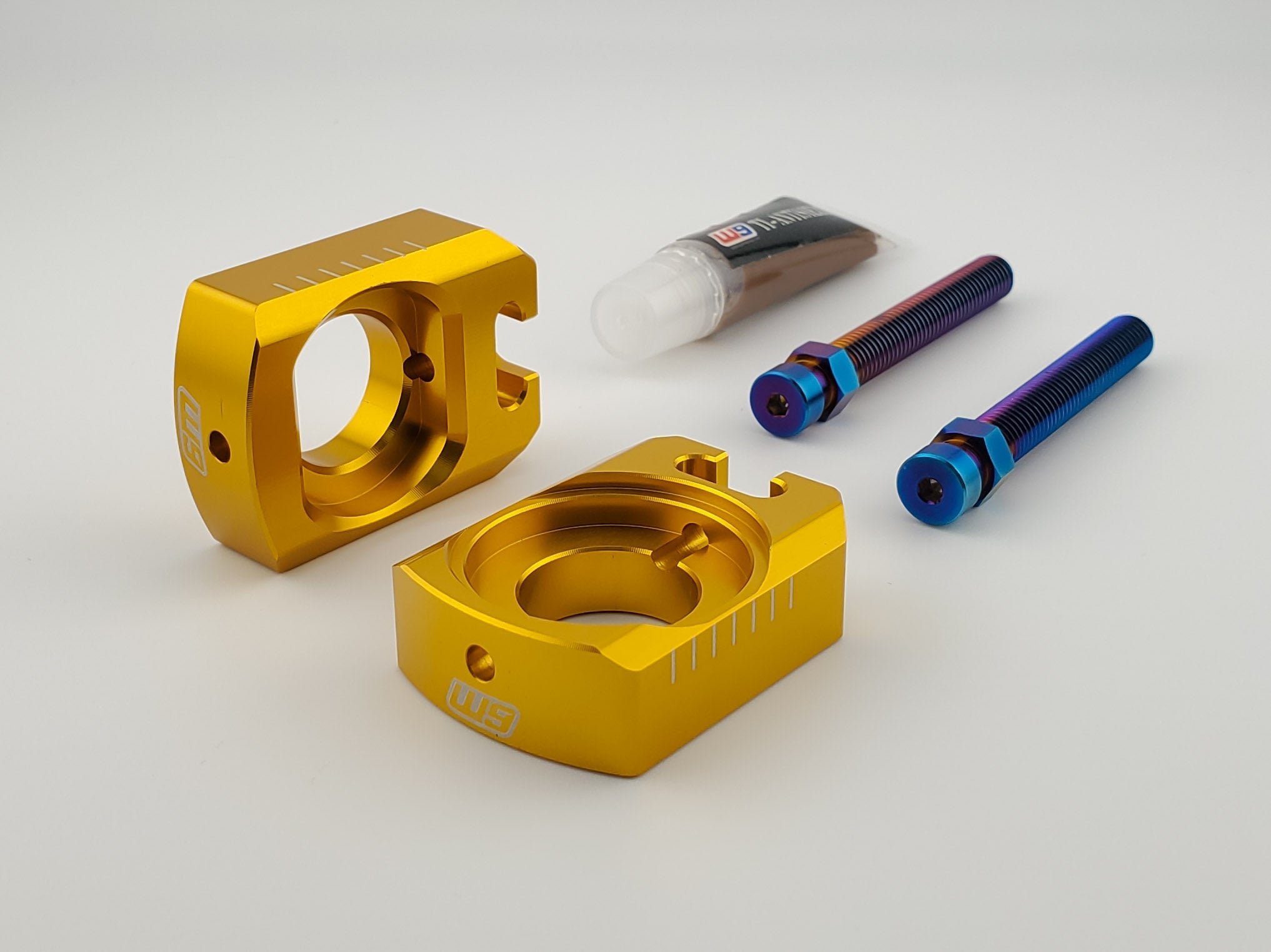 Ultra Bee axle blocks by Warp 9
